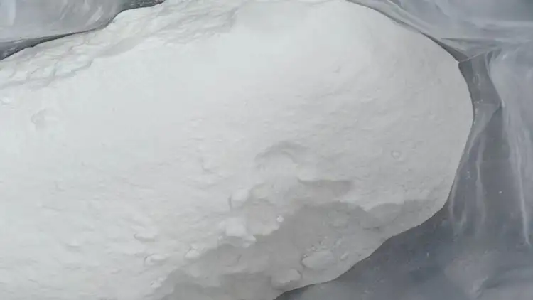 White polylactic acid granular powder